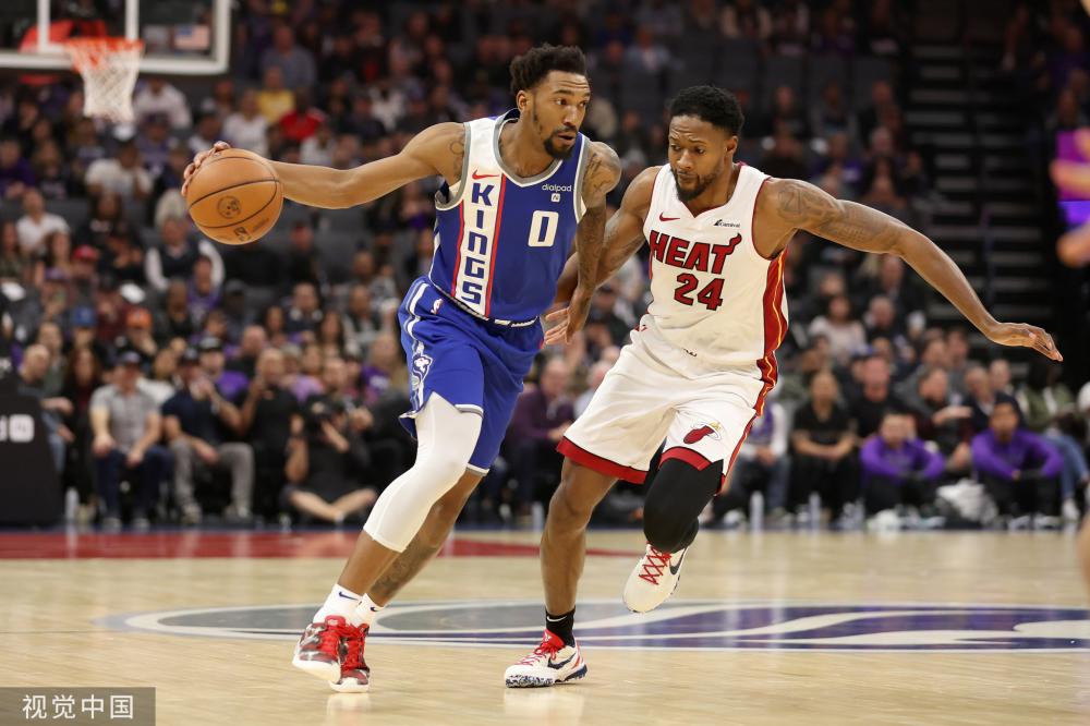 的少年了 的少年了